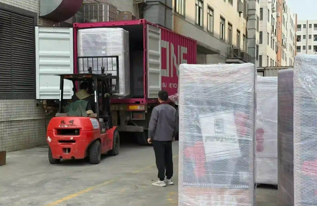 Loading container scaled